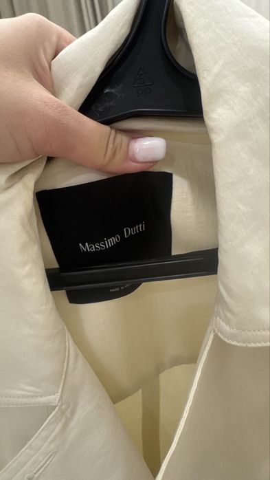 Тренч от Massimo Dutti