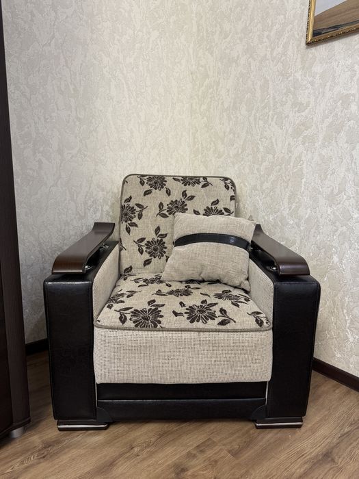 Диван с 2 креслами