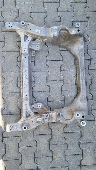 punte cadru motor fata mercedes w205 w213 amg gt c290 4matic 4x4