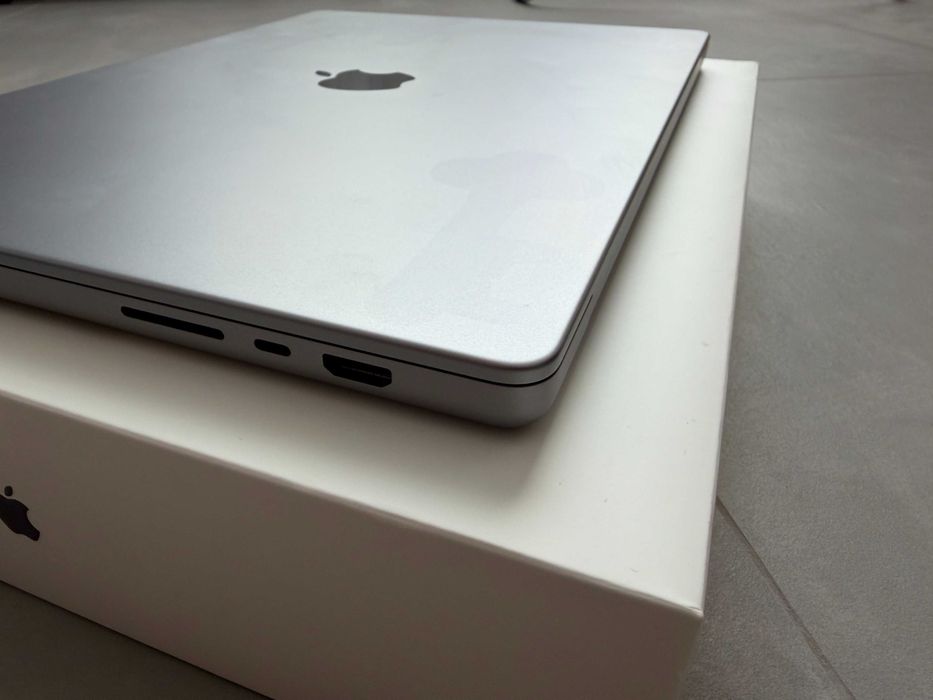 Apple MacBook Pro 16'' 2021 M1 PRO 16RAM 512SSD