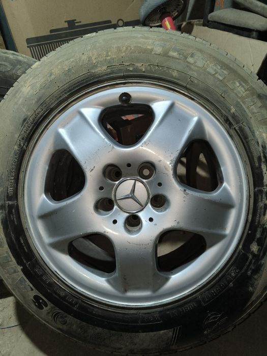 Диски с шинами зимними