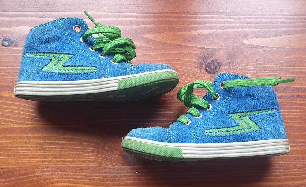 Pantofi piele naturala marimea 23