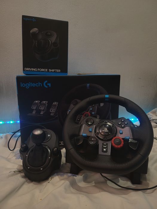 Продам игровой руль Logitech G29