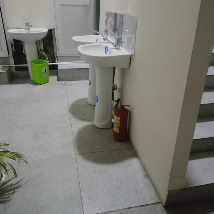 Talabalar uchun winam yotoxona ijaraga beriladi