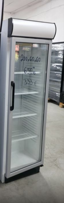 Хладилна витрина 200х60х60см