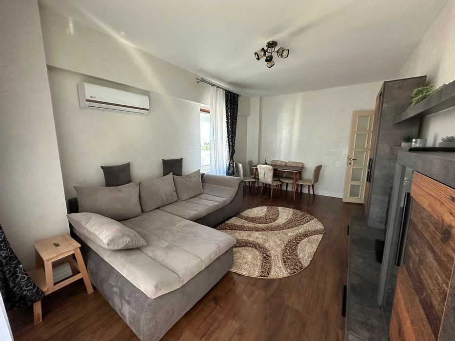 Inchiriez apartament 2 camere Royal Town Iasi - View 2