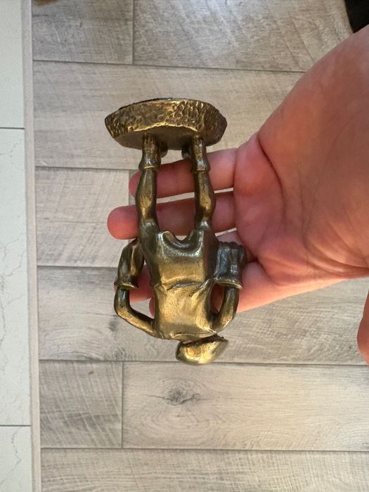 Советская бронзовая статуэтка (475 гр)