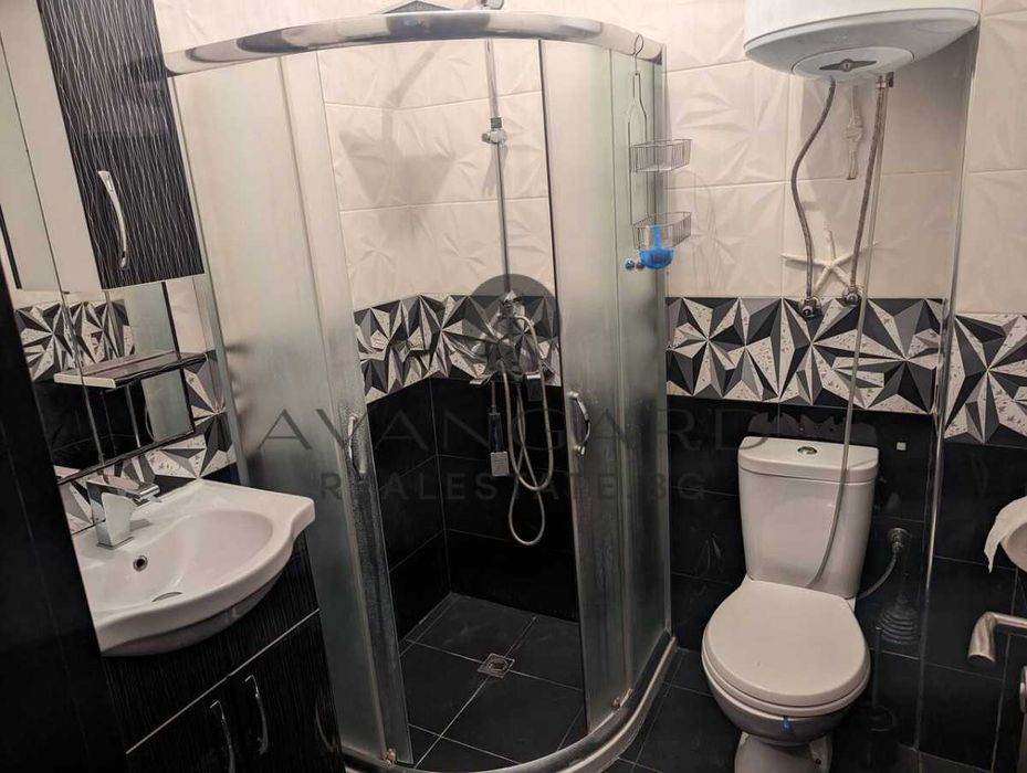 Продава се Двустаен апартамент в Пловдив, Тракия - 76 кв.м за 2014 €/кв.м - Снимка #7