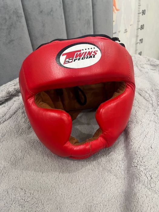 Шлем для единоборств