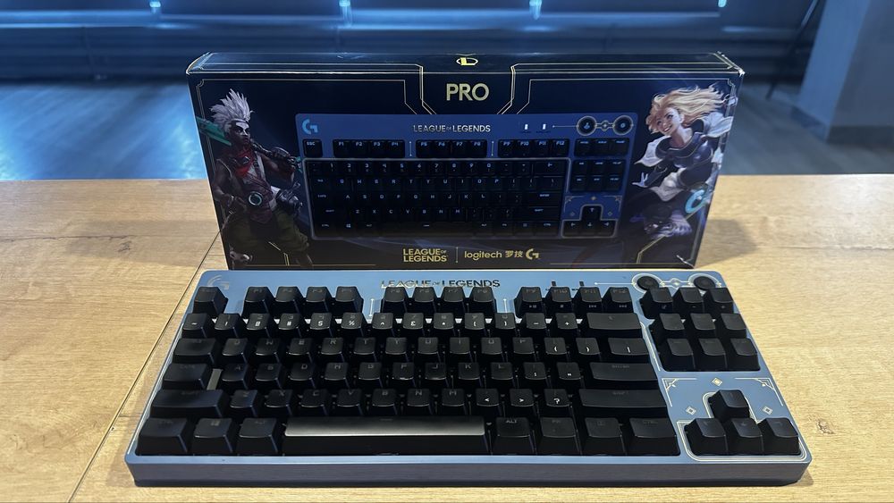 Продам клаву Logitec LOL Pro