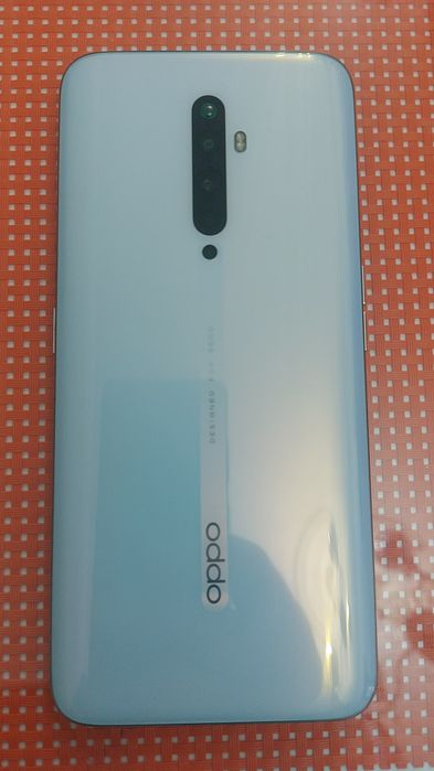 Oppo reno 2 z смартфон