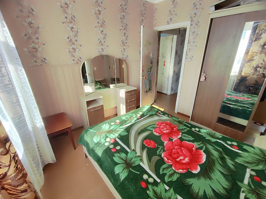 Продам 3 х комн квар. 6-87,  5 этаж.