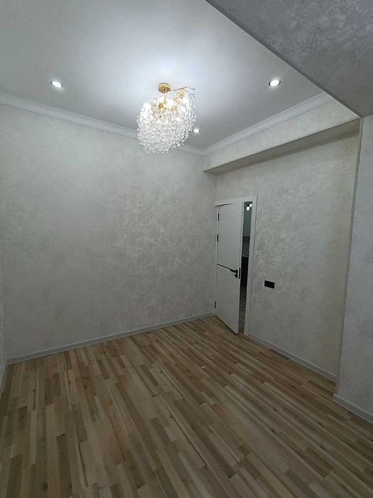 Продаётся 2х комн квартира на 2 этаже Ор-р Шарк Винзавод