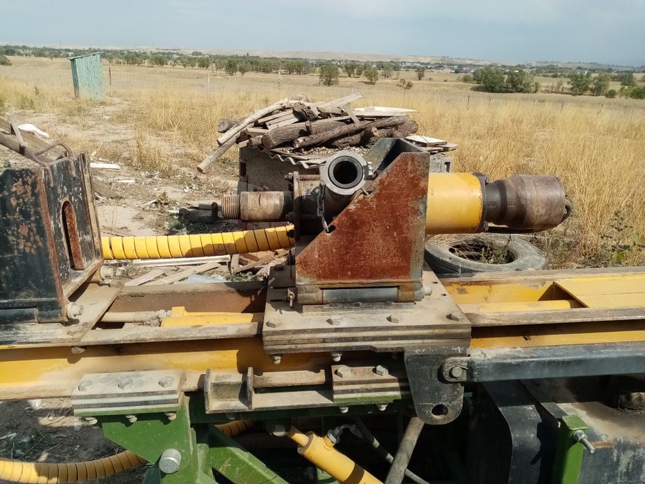 Малогабаритная буровая установка