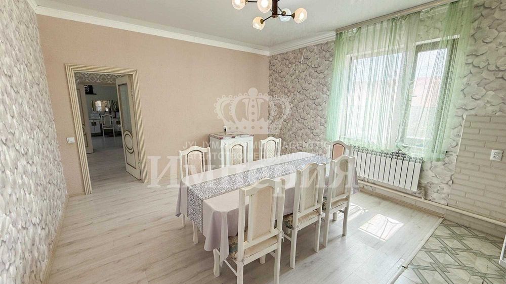 Отдельный дом · 9 комнат  ,Айгерим Д.