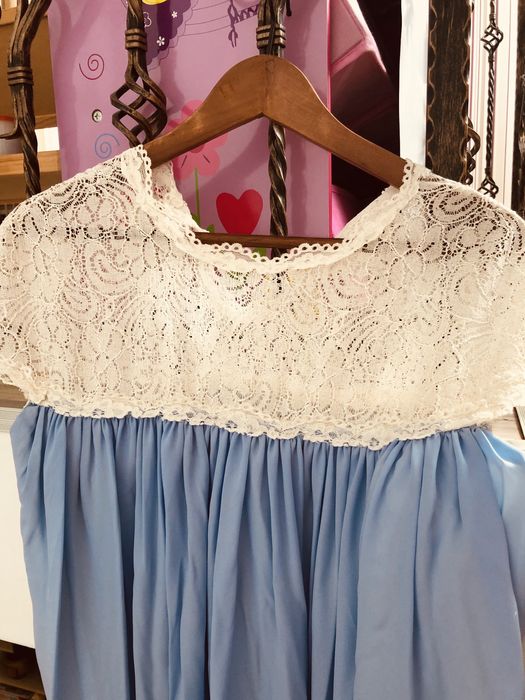 Rochita de eveniment gravide