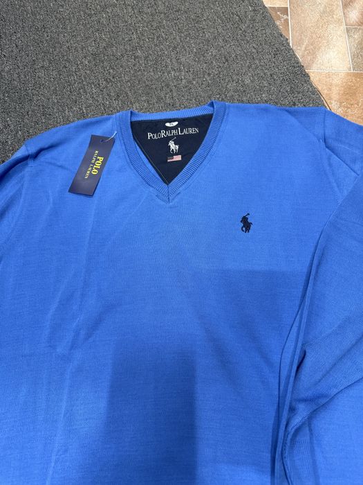 Продавам мъжки пуловери