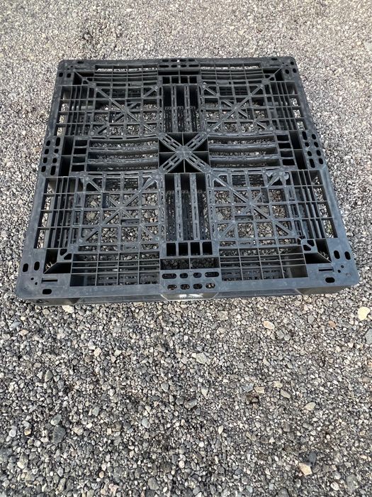 Paleti plastic 105x105x12