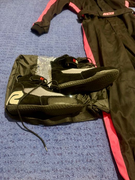 Combinezon raliu Races XS și incaltaminte RRS mărimea 36