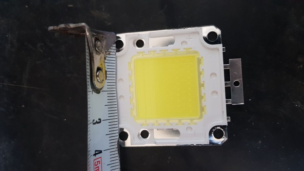 Led leduri pastila 20w 50w 220v , 12v 50w si 36v 50w 100w  proiector