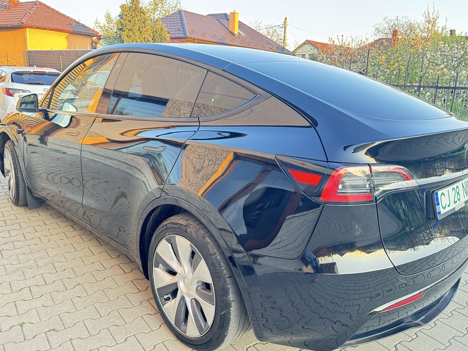 Tesla Y  RWD 2023 Standard Range - LPF