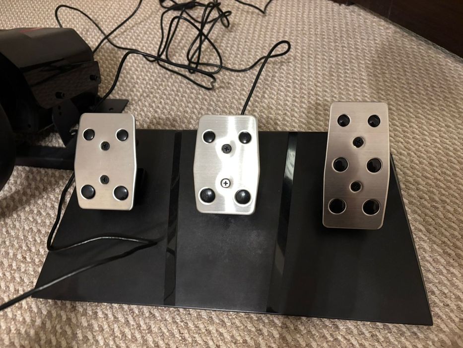 Игровой руль оригинальный