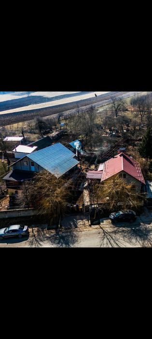 Vand casa  de locuit plus magazin