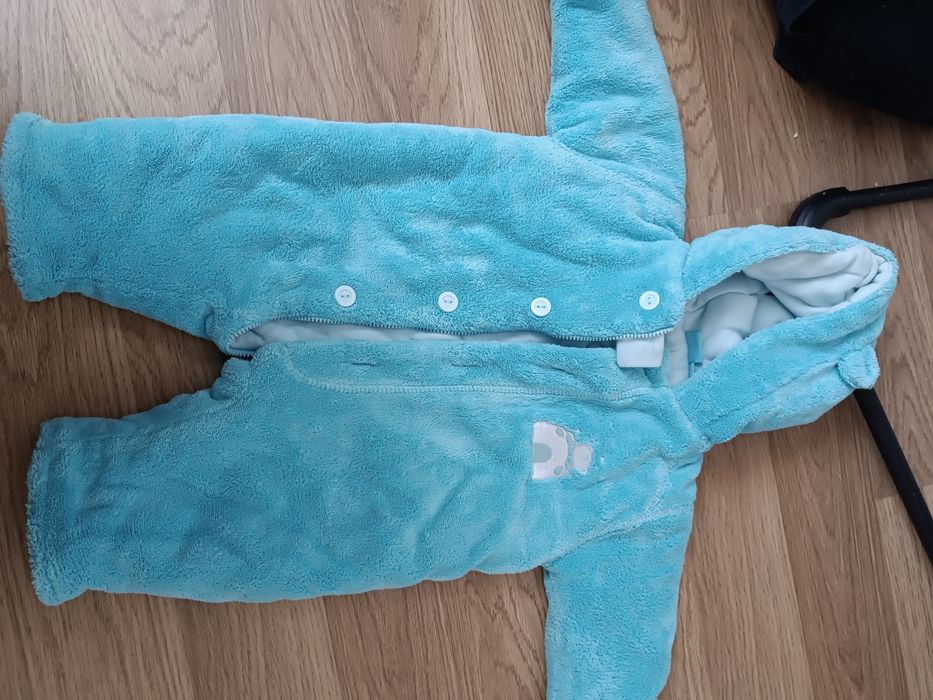 Combinezon de iarnă ptr bebeluși