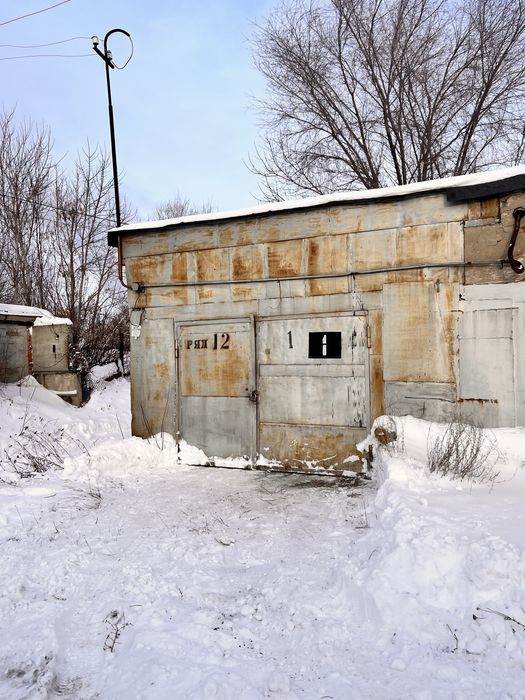 Продам 1 гаражное недалеко от проходной