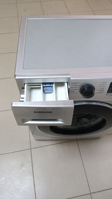 Продам стиральную машину