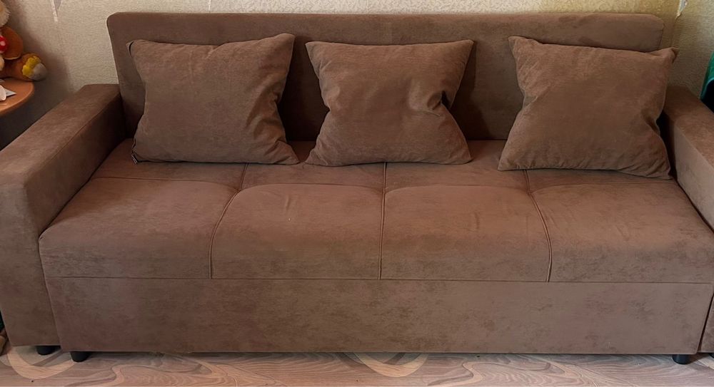 Диван новый , коричневый