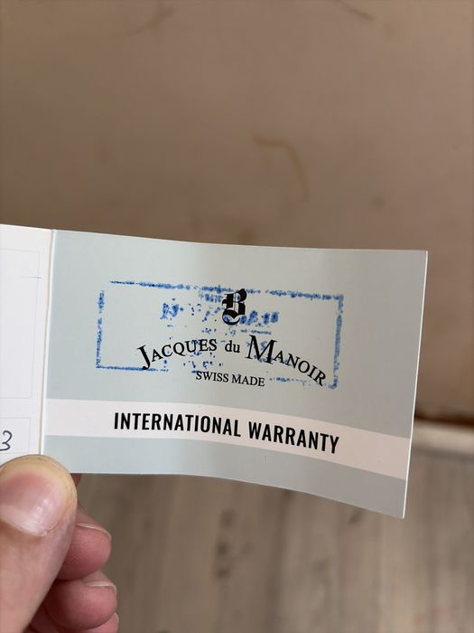 Часы Jacques du Manoir