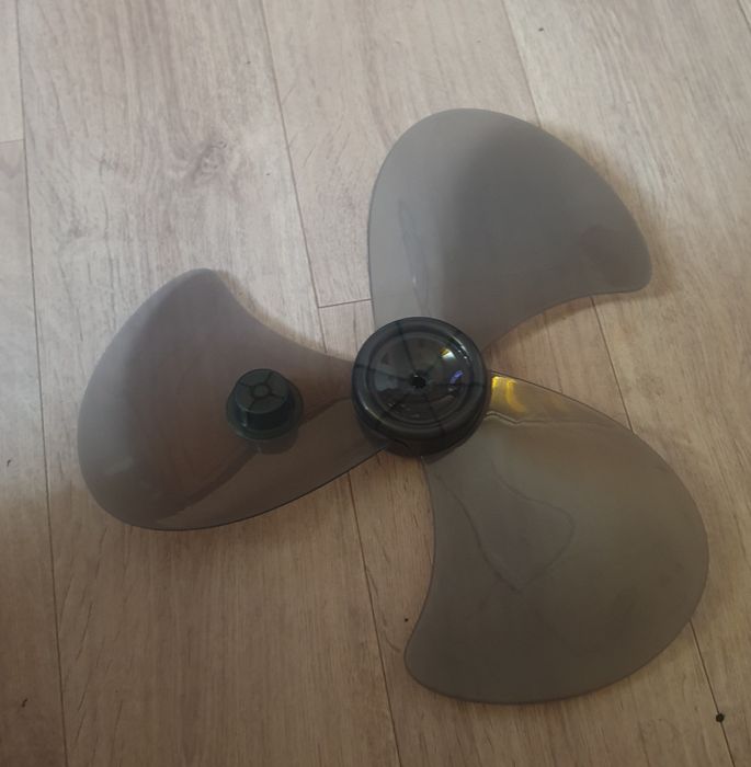 Лопасть  вентилятора.