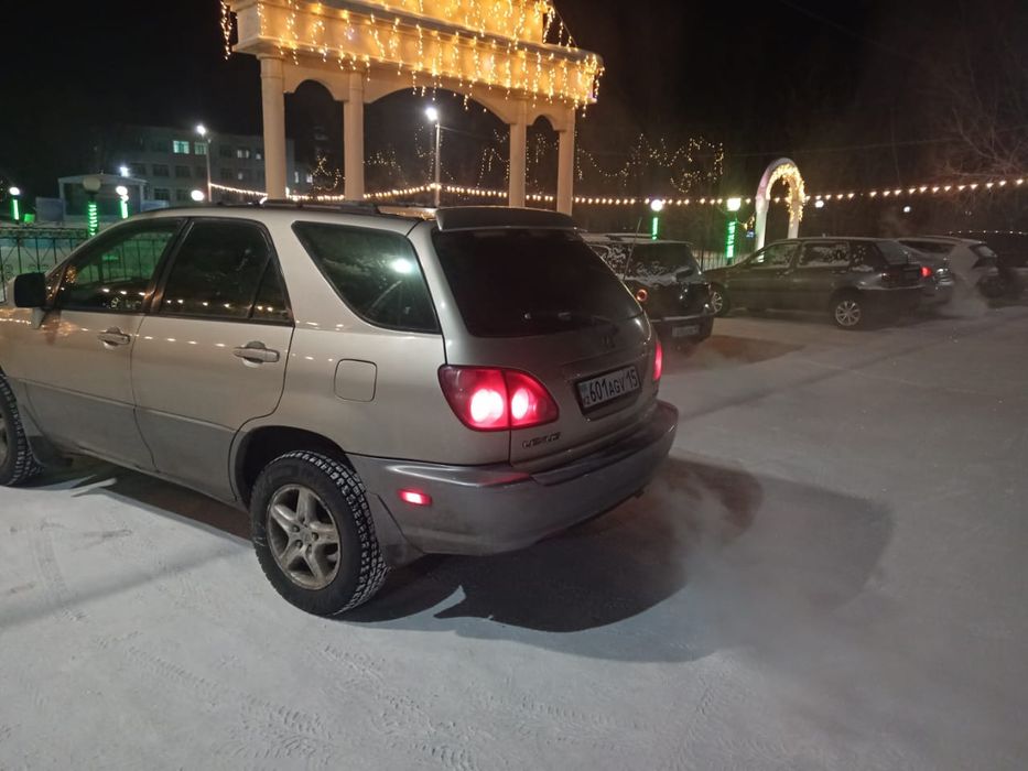 Продам Lexus RX 300