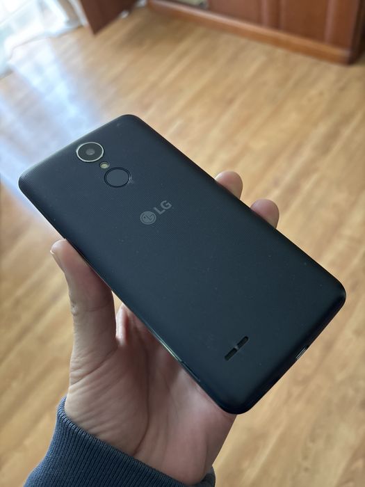 LG K8, в отличном состоянии