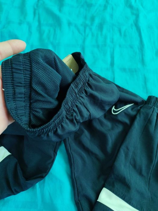 Ново долнище Nike и тениска 7 г