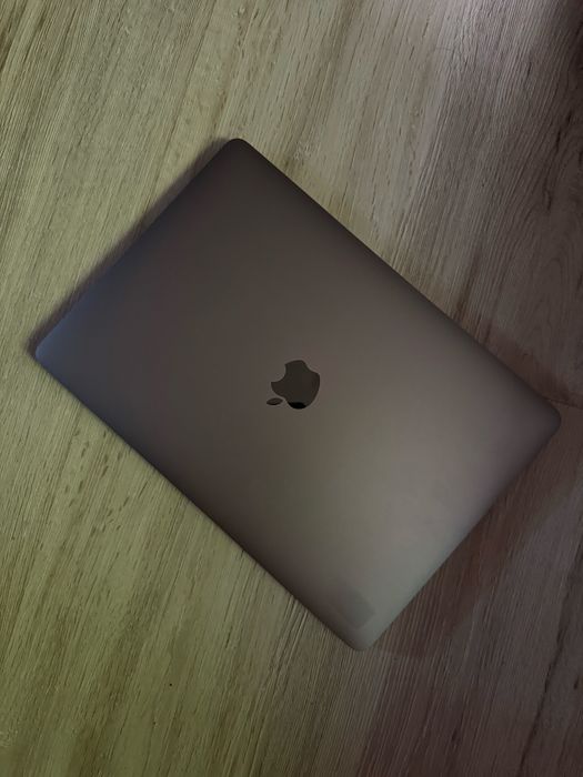 macbook pro 13-inch, 2020.