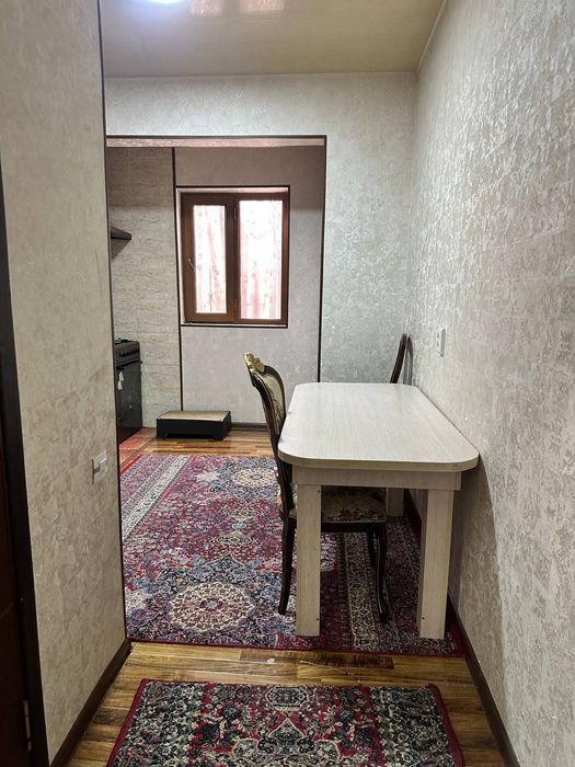 Sergeli Moshena bozori yonida 2 xonali kvartira