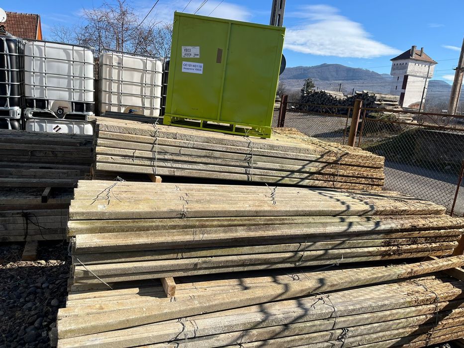 Vand stalpi din beton in stare impecabila