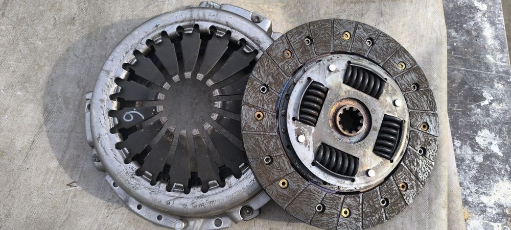 Запчасть на Уаз сатылады