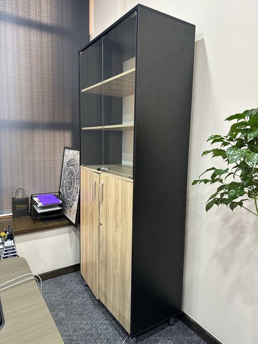 Шкаф для офиса.