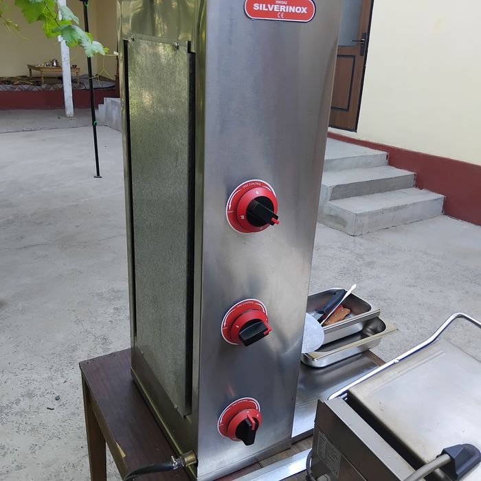 Тестир и лаваш (шавурма аппарат)