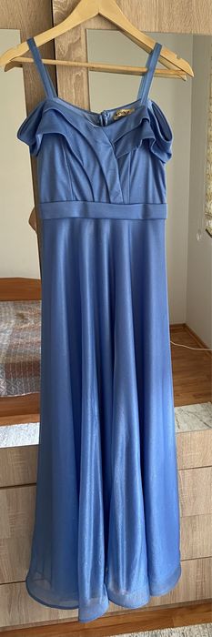 Официална рокля