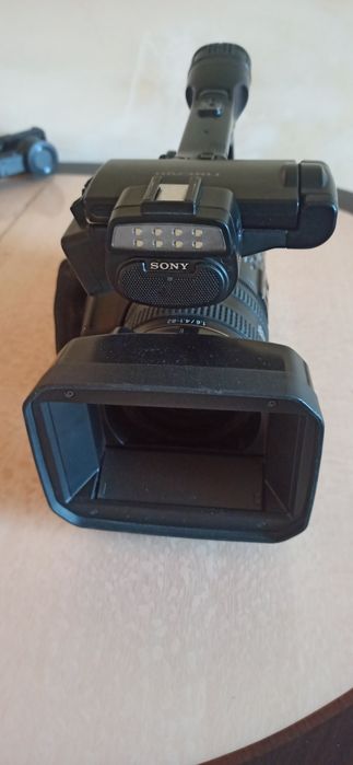 Видео камера Nх3