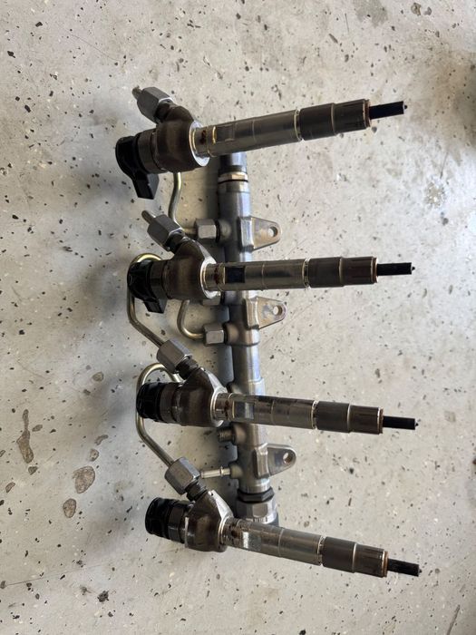 Kit injectie bmw x1 f48 x2 f39 injectoare pompa rampa