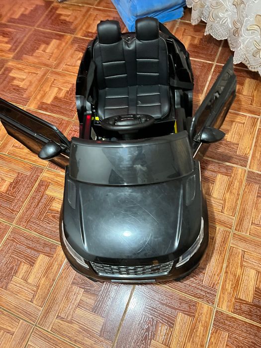 Mașinuța electrica