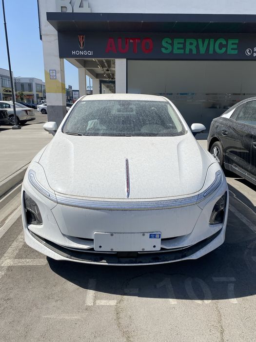 Hongqi E-QM 5 Restyling 500/560км 2025