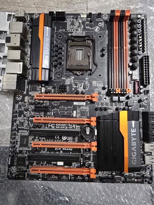 Placa de baza Gigabyte