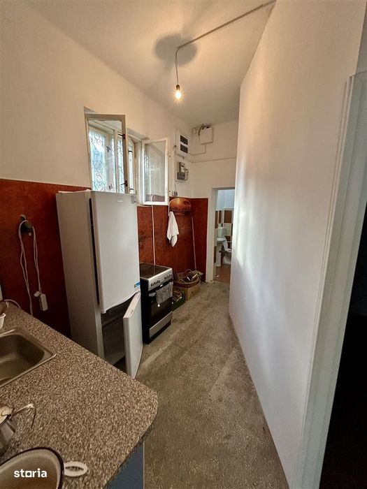 Spatiu Comercial Sacueni