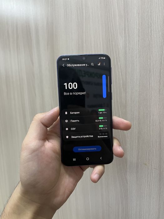 Продам Samsung A40 4/64GB